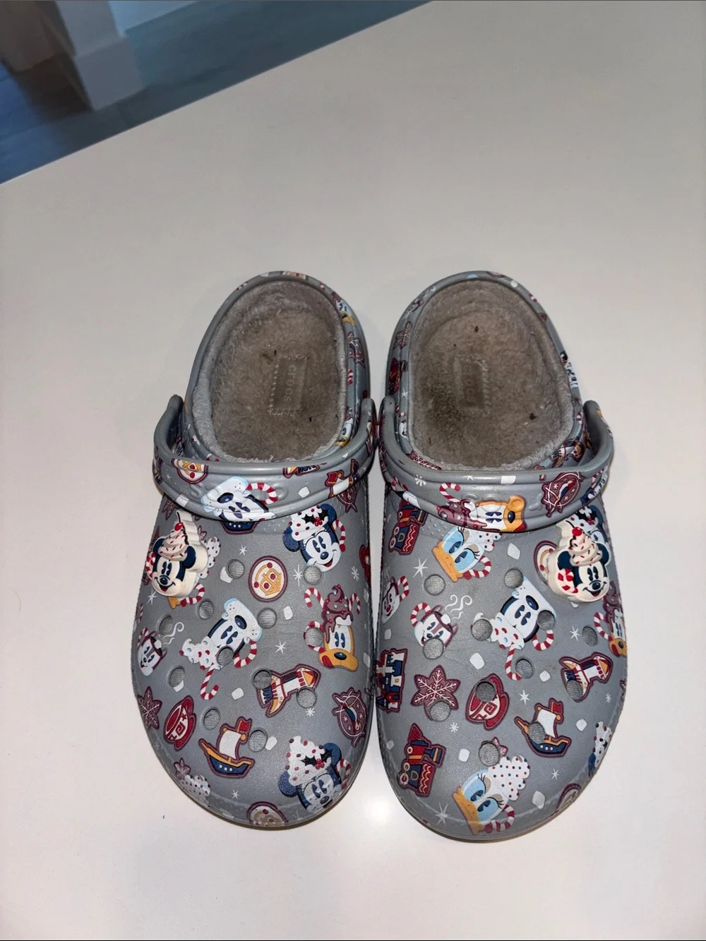 CROCS Kids Grey Disney Character Holiday Clogs